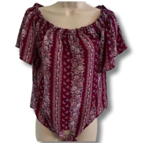Women's Pink Rose top. Super cute and ready for summer. Size Small - Picture 1 of 6